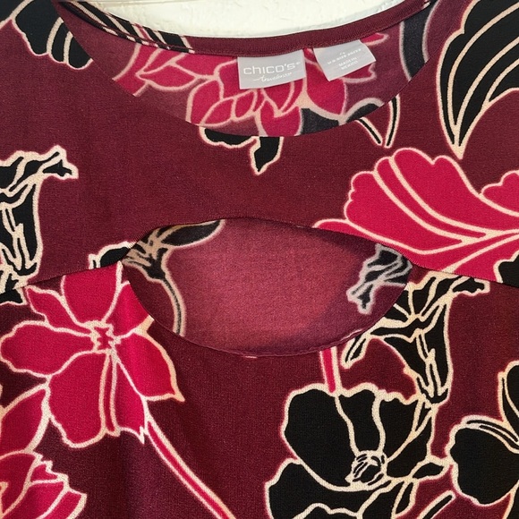 COPY - Plus Size Chico’s Print Keyhole Top size 3 - Picture 6 of 12